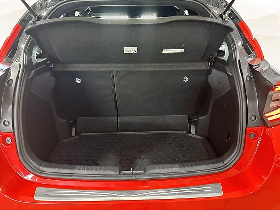 Toyota Yaris 13 of 20