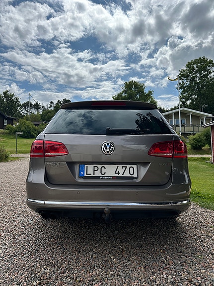 Volkswagen Passat 5 of 5
