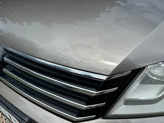 Volkswagen Passat 12 of 16
