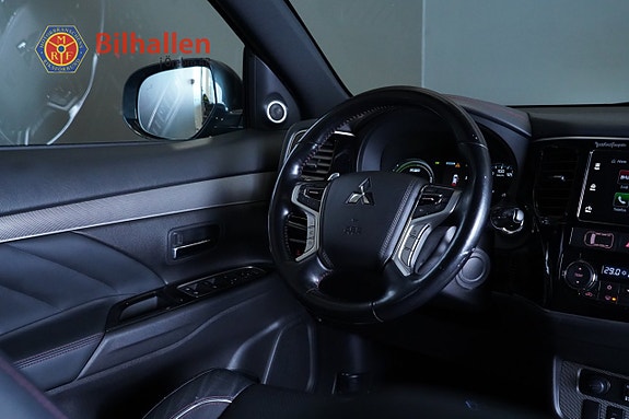 Mitsubishi Outlander 9 of 18