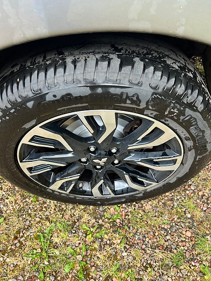 Mitsubishi Outlander 6 of 8