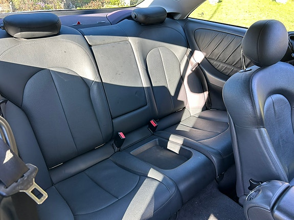 Mercedes-Benz CLK200 6 of 7