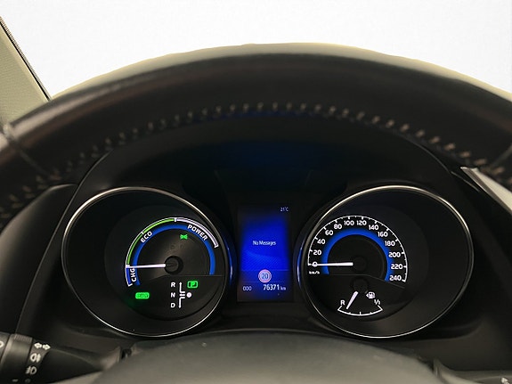 Toyota Auris 17 of 30
