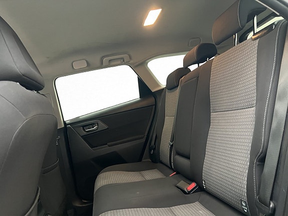 Toyota Auris 16 of 30