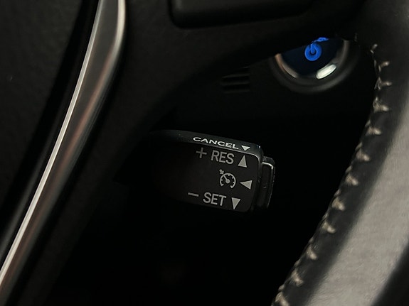 Toyota Auris 25 of 30