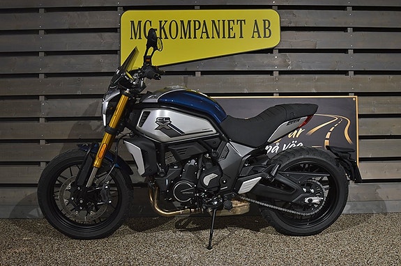 CFMOTO 700 CL-X Heritage 4 of 5
