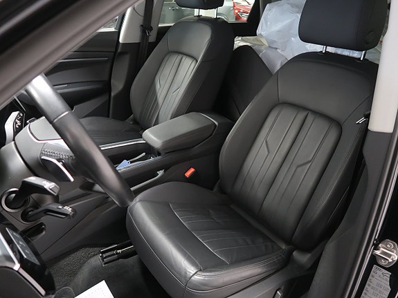 Audi e-tron 17 of 30