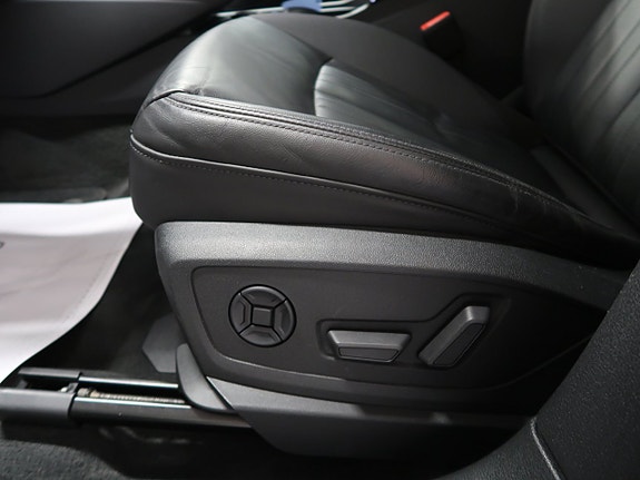 Audi e-tron 19 of 30