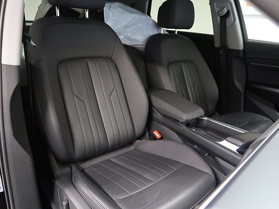 Audi e-tron 21 of 30