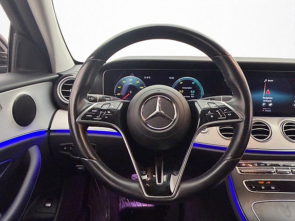 Mercedes-Benz E300 de 12 of 30
