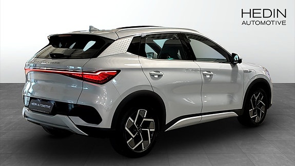 BYD Atto 3 2 of 5