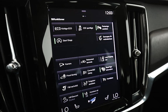 Volvo V90 Cross Country 22 of 30