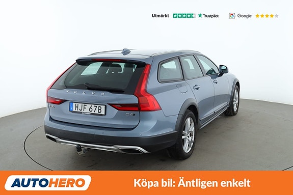 Volvo V90 Cross Country 6 of 30