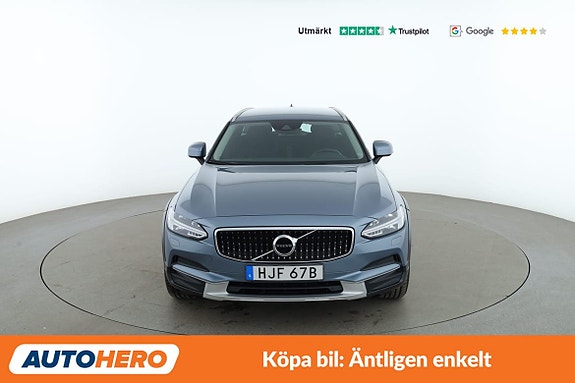 Volvo V90 Cross Country 9 of 30