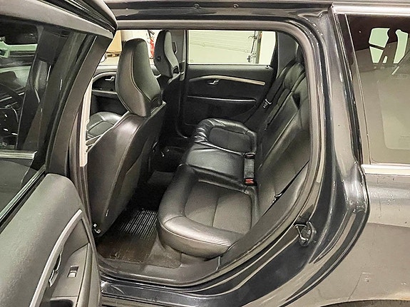 Volvo V70 5 of 5