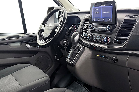 Ford Transit Custom 16 of 26