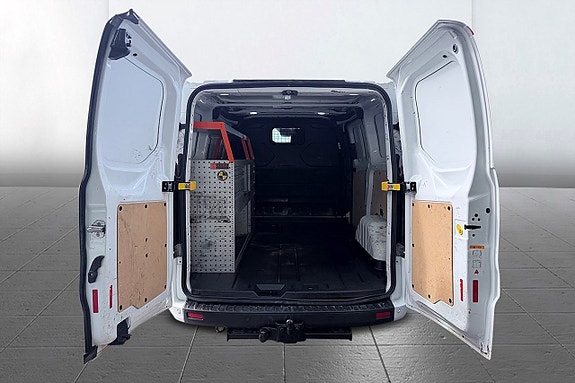 Ford Transit Custom 8 of 26