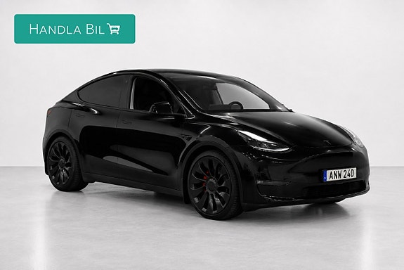Tesla Model Y 4 of 5