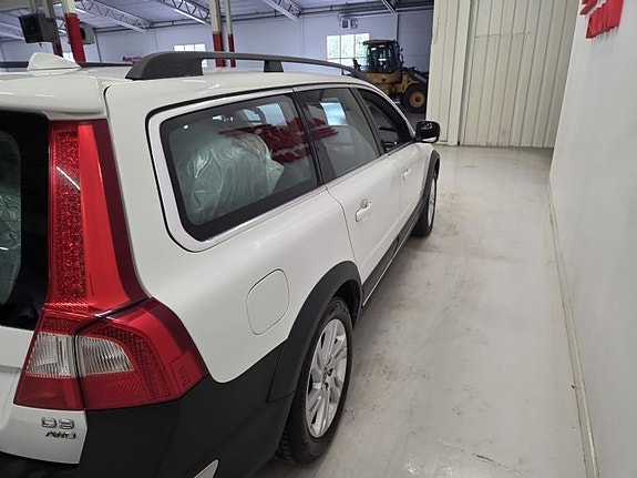 Volvo XC70 6 of 10