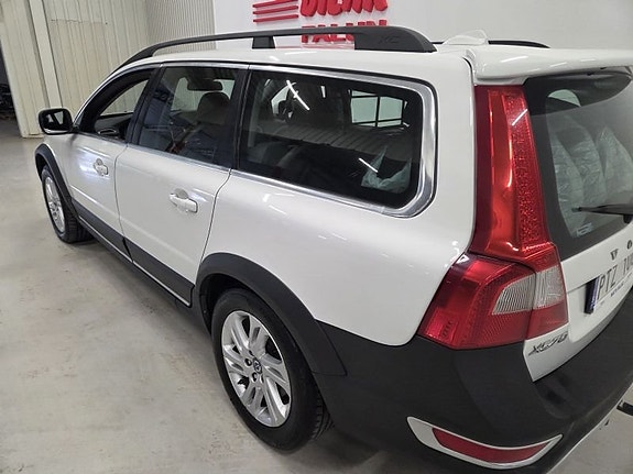 Volvo XC70 8 of 10