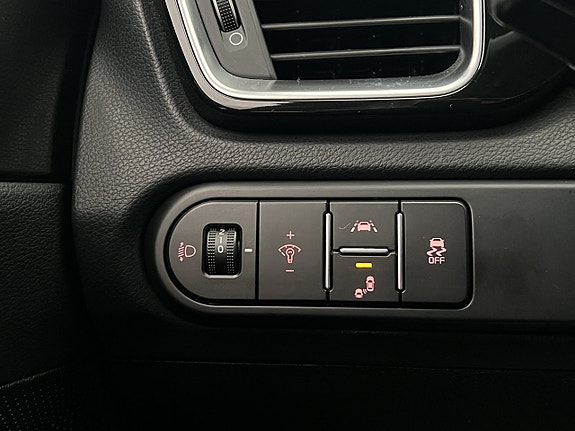 Kia Ceed 25 of 30