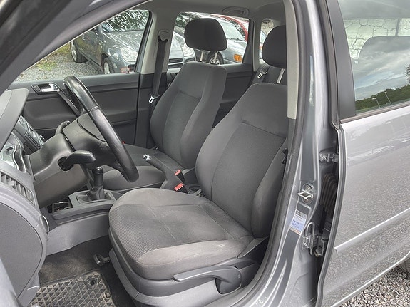Volkswagen Polo 11 of 18