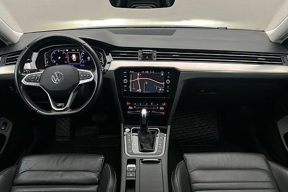 Volkswagen Passat 3 of 3
