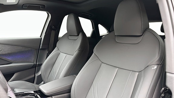Audi Q3 8 of 16