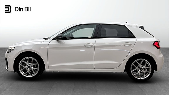 Audi A1 2 of 5