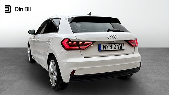 Audi A1 3 of 5