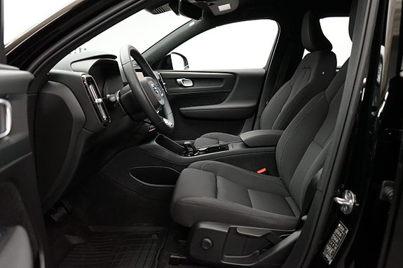 Volvo XC40 5 of 5