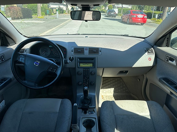 Volvo V50 5 of 5