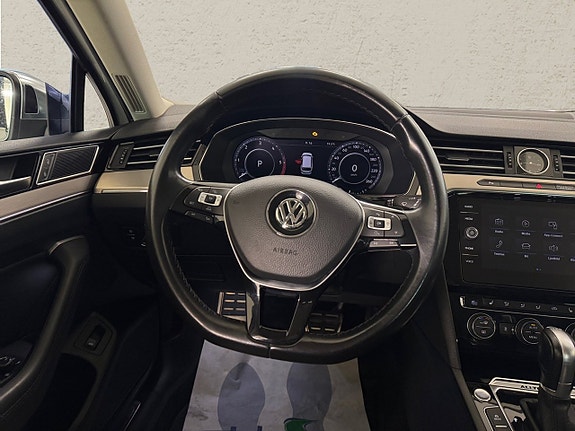 Volkswagen Passat Alltrack 5 of 7