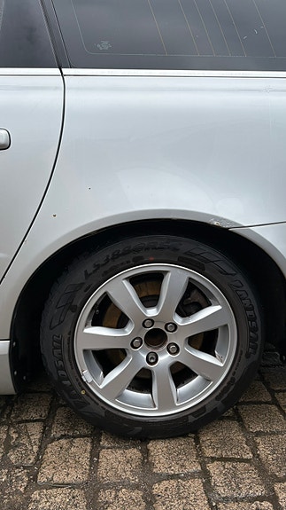 Volvo V70 7 of 14