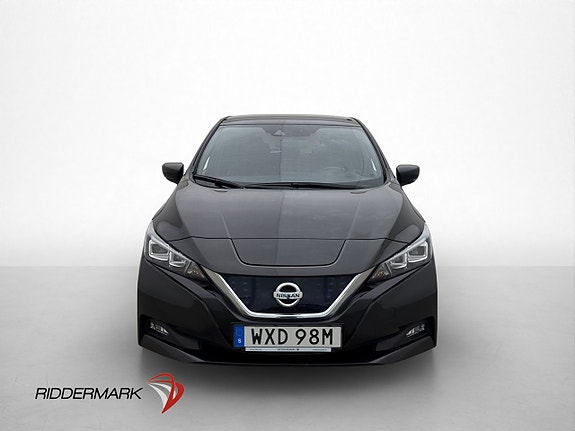 Nissan Leaf 3 of 5