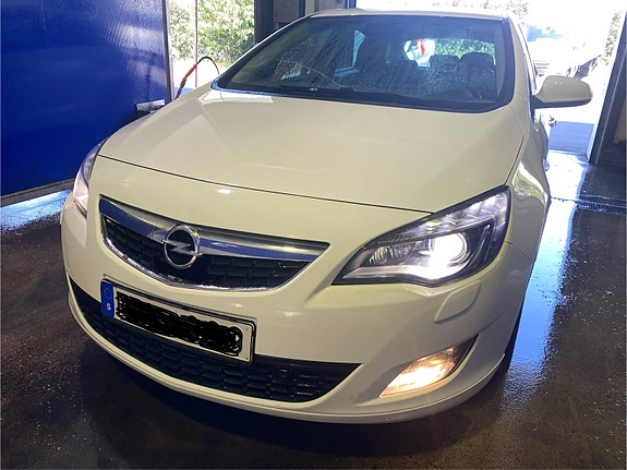 Opel Astra 3 of 6