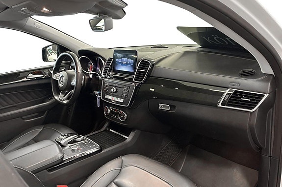 Mercedes-Benz GLE350 d 10 of 12