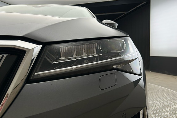 Skoda Superb 11 of 28