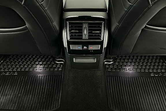 Skoda Superb 22 of 28