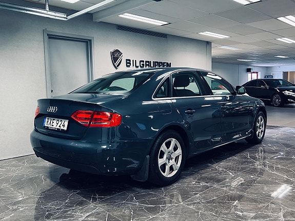 Audi A4 4 of 5