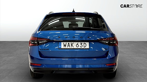 Skoda Superb 7 of 16