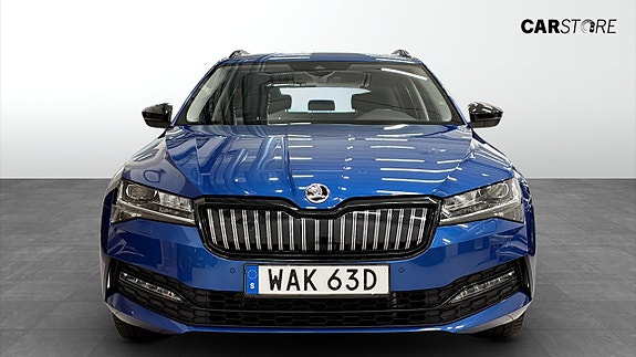 Skoda Superb 8 of 16