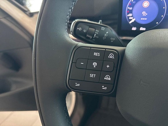 Volkswagen ID.3 Neo 12 of 23
