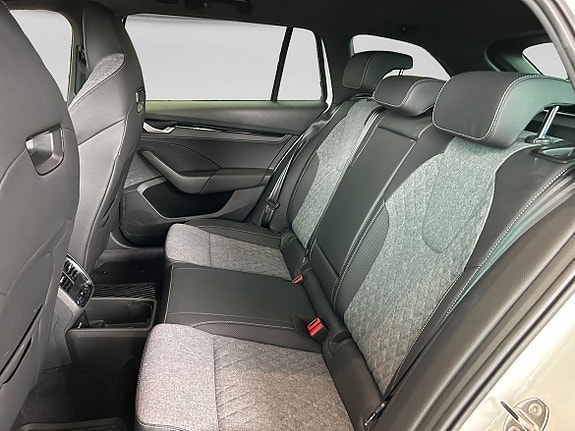 Skoda Octavia 13 of 18