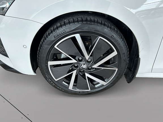 Skoda Octavia 14 of 18