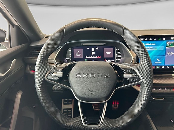 Skoda Octavia 12 of 18