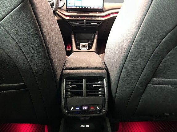 Skoda Octavia 15 of 18