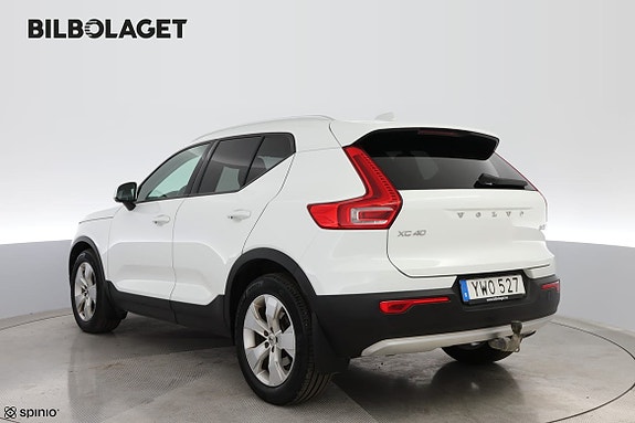 Volvo XC40 3 of 5