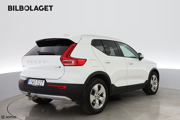 Volvo XC40 4 of 5