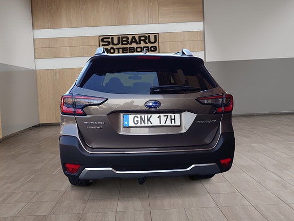 Subaru Outback 4 of 5